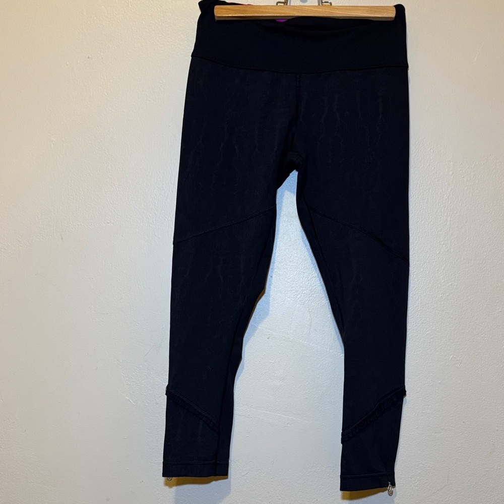Lululemon Athletica Black Textured Leggings